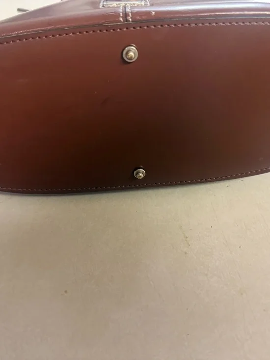 Dooney & Bourke Chestnut Brown Leather Shoulder Bag with Silver Hardware VINTAGE - Picture 4 of 10